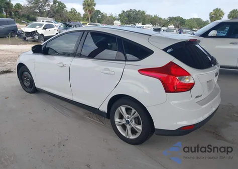 2014 Ford Focus Se z USA, uszkodzony, nr VIN 1FADP3K29EL422020